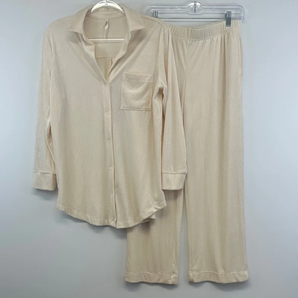 Soma Velvety Rib Pajama Lounge Set M Beige Soft Knit Notch Collar Top Pants